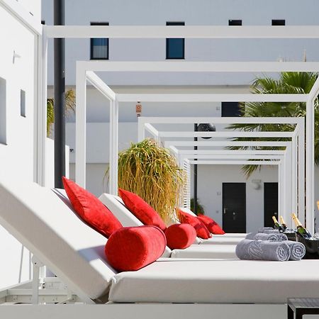 Migjorn Ibiza Suites & Spa Playa d'en Bossa Bagian luar foto