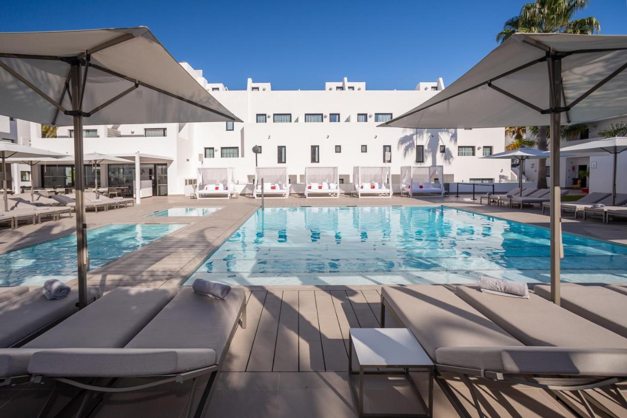 Migjorn Ibiza Suites & Spa Playa d'en Bossa Bagian luar foto