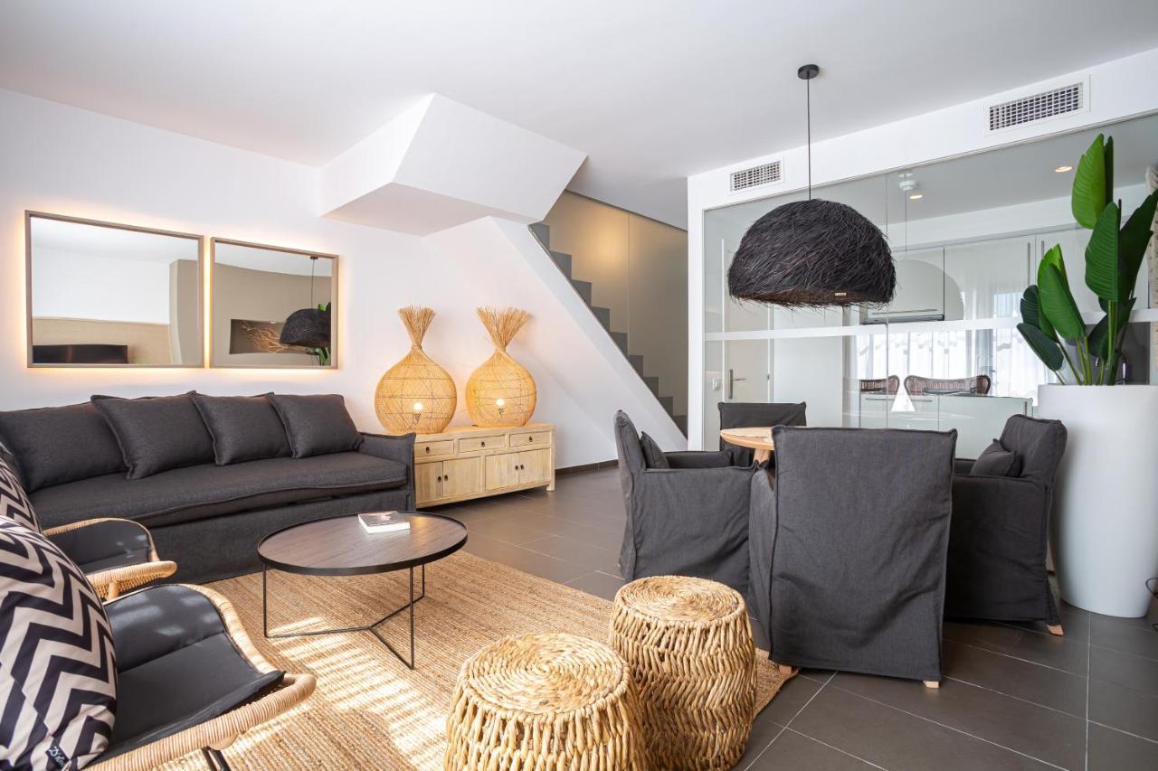 Migjorn Ibiza Suites & Spa Playa d'en Bossa Bagian luar foto